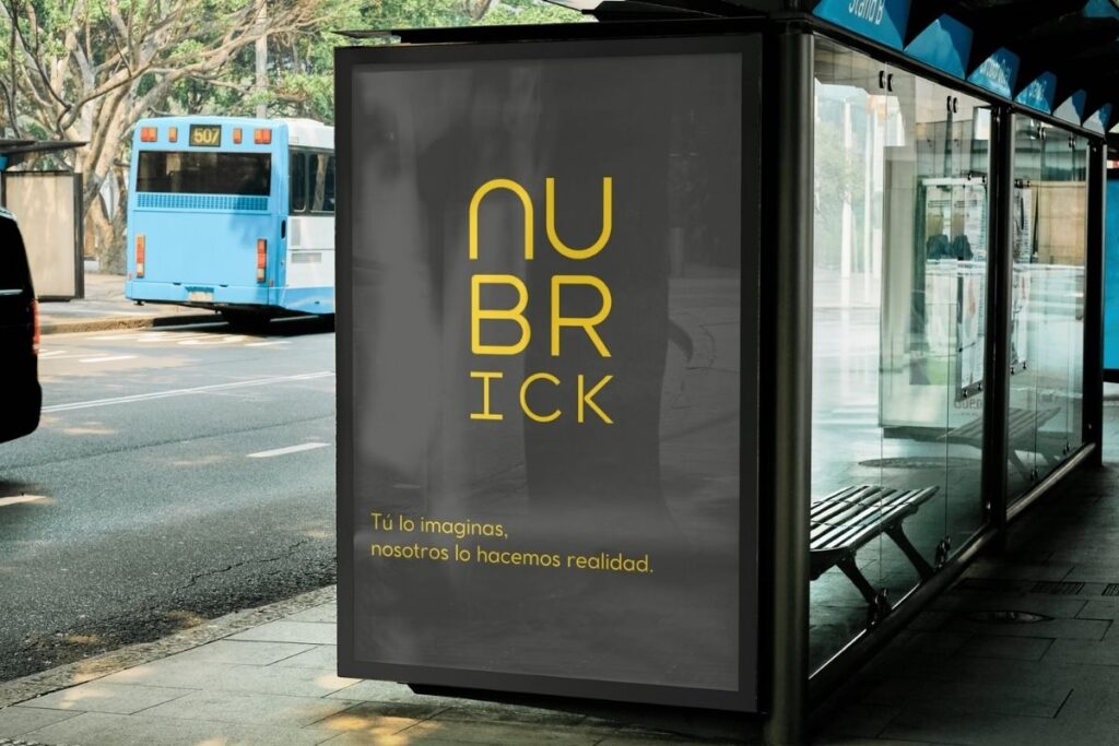 Nubrick Proyecto Nubrick en publicidad en parada de autobús